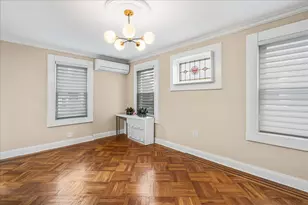 70-43 Nansen St, New York City, NY 11375 - Photo 12