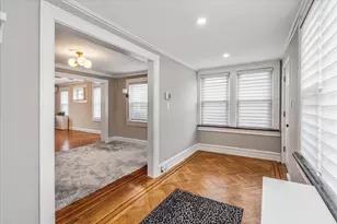 70-43 Nansen St, New York City, NY 11375 - Photo 4