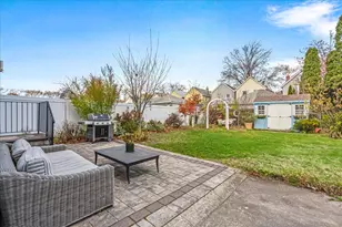 70-43 Nansen St, New York City, NY 11375 - Photo 36