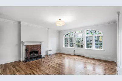 40 Slocum Crescent, New York City, NY 11375 - Photo 4