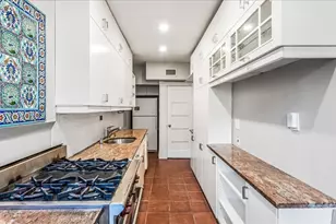 40 Slocum Crescent, New York City, NY 11375 - Photo 10