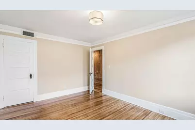 40 Slocum Crescent, New York City, NY 11375 - Photo 22