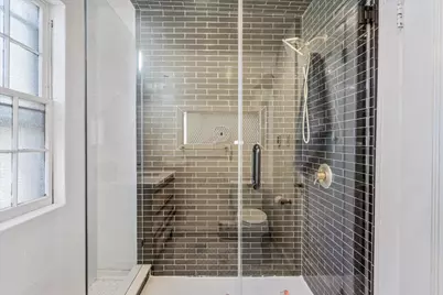 116-33 Union Turnpike, New York City, NY 11375 - Photo 30