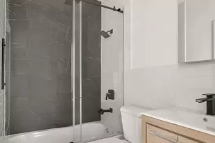 9 Kane Pl, New York City, NY 11233 - Photo 10