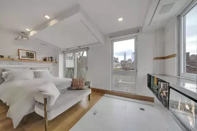 16 Minetta Lane, New York City, NY 10012 - Photo 10