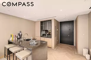 685 5th Ave, New York City, NY 10022 - Photo 2