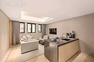 685 5th Ave, New York City, NY 10022 - Photo 1