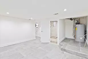 3014 Brighton 1st St, New York City, NY 11235 - Photo 12