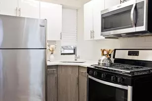 3014 Brighton 1st St, New York City, NY 11235 - Photo 8