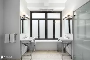 360 W 36th St., New York City, NY 10018 - Photo 8