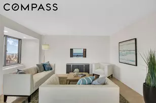 301 W 57th St, New York, NY 10019 - Photo 4