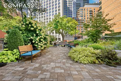 175 Willoughby Street #1A, New York City, NY 11201 - Photo 12