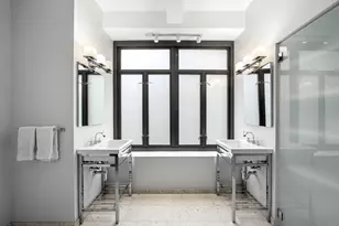 360 W 36th St., New York City, NY 10018 - Photo 8