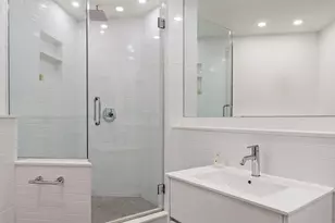 25 W 15th St, New York City, NY 10011 - Photo 16