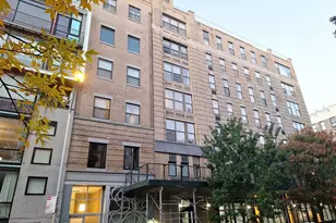 209 E 2nd St, New York City, NY 10009 - Photo 2