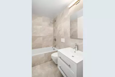 625 Main Street #321, New York City, NY 10044 - Photo 4