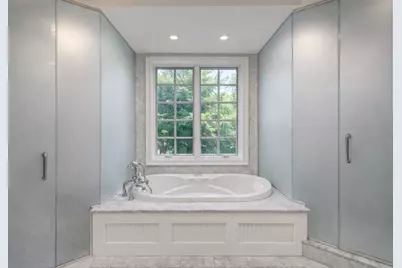 850 E 23rd Street #private house, New York City, NY 11210 - Photo 12