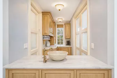 850 E 23rd Street #private house, New York City, NY 11210 - Photo 4