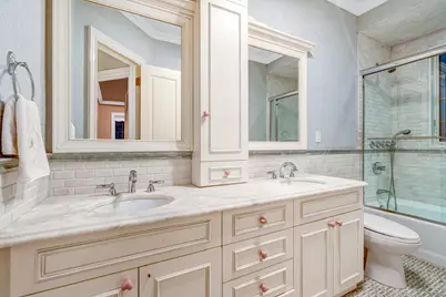 850 E 23rd Street #private house, New York City, NY 11210 - Photo 38