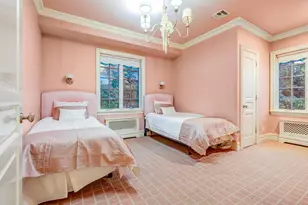 850 E 23rd St, New York City, NY 11210 - Photo 36