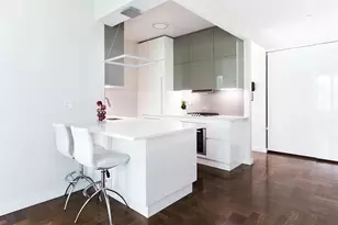 220 Riverside Blvd, New York City, NY 10069 - Photo 2