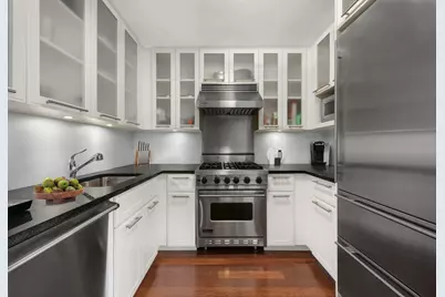 45 Park Avenue #1101, New York City, NY 10016 - Photo 2