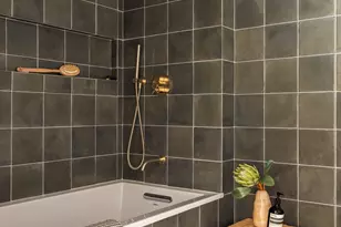 323 Clinton St, New York City, NY 11231 - Photo 20