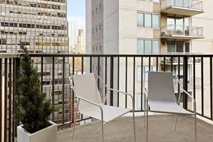 212 E 47th St, New York City, NY 10017 - Photo 6