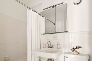 15 Charles St, New York, NY 10014 - Photo 8