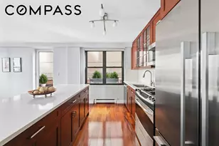 305 E 40th St, New York City, NY 10016 - Photo 4