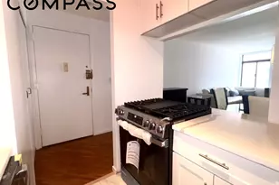 400 E 70th St, New York City, NY 10021 - Photo 6