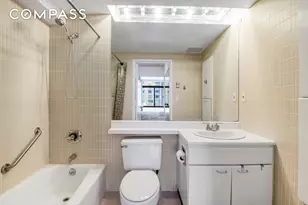 400 E 70th St, New York City, NY 10021 - Photo 10