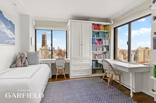 400 E 70th St, New York City, NY 10021 - Photo 4