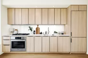 280 W 24 St, New York City, NY 10011 - Photo 2