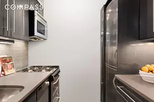 20 E 9th St, New York City, NY 10003 - Photo 4