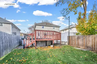 561 Hanover Avenue, New York City, NY 10304 - Photo 12