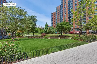 425 Main Street #14H, New York City, NY 10044 - Photo 20