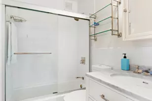 420 W 23rd St, New York City, NY 10011 - Photo 6