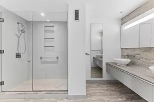 322 W 57th St, New York City, NY 10019 - Photo 8