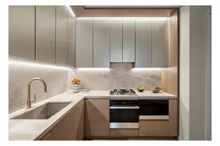 126 E 57th St, New York City, NY 10022 - Photo 2