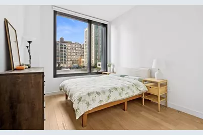 45-30 Pearson Street #4G, New York City, NY 11101 - Photo 4