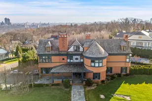 5041 Goodridge Ave, New York City, NY 10471 - Photo 6