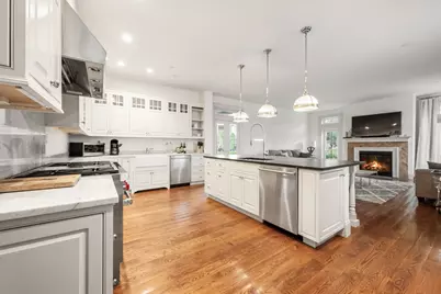 5041 Goodridge Avenue #1, New York City, NY 10471 - Photo 10