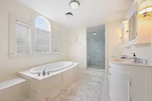 5041 Goodridge Ave, New York City, NY 10471 - Photo 20