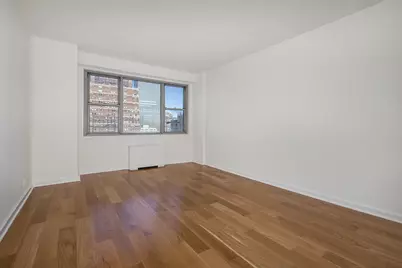 300 E 40th Street #24-B, New York City, NY 10016 - Photo 6