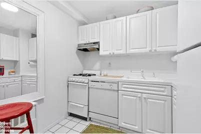 520 E 72nd Street #3R, New York City, NY 10021 - Photo 6