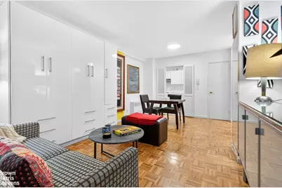 520 E 72nd Street #3R, New York City, NY 10021 - Photo 4