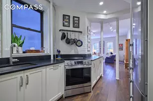 227 W 11th St, New York, NY 10014 - Photo 4