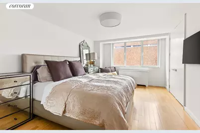 45 W 67th Street #9GH, New York City, NY 10023 - Photo 8