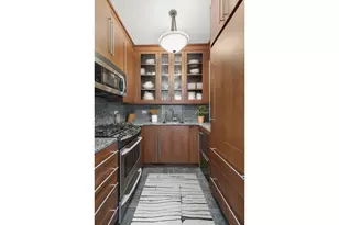 99 Battery Pl, New York City, NY 10280 - Photo 8